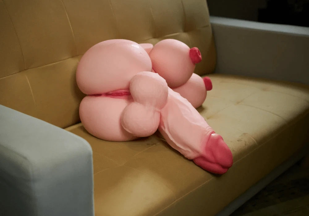 ヘンタイトルソー Big Futa Lucy ビッグ ふたなりルーシー 乳首・ペニス・膣・アナル5穴挿入可 45cm 20kg