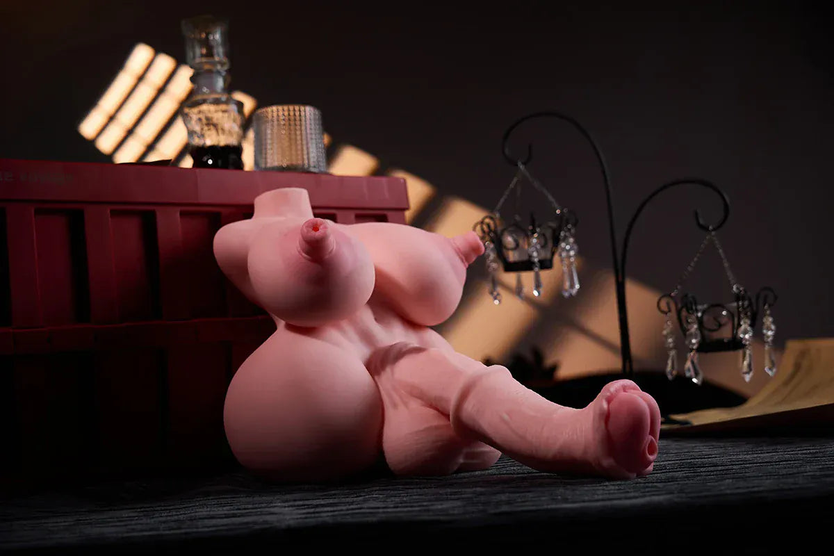 ふたなり トルソー モリー MRLSEXDOLL 爆乳 デカ乳首 馬ペニス 5穴挿入可能 5穴 多構造 使用感