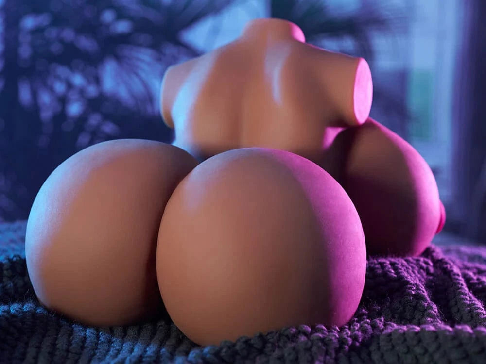 MRLSEXDOLL 爆乳トルソー Big Lucy ビッグ ルーシー 褐色肌 乳首・膣・アナル4穴挿入 褐色肌 40cm 10.9kg